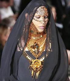 Islamic Jewelry